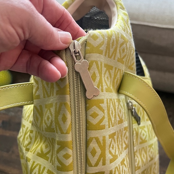 Pet Carrier Green Yellow Patterned Padded Vented Bag Tote Dog Cat - Picture 6 of 9